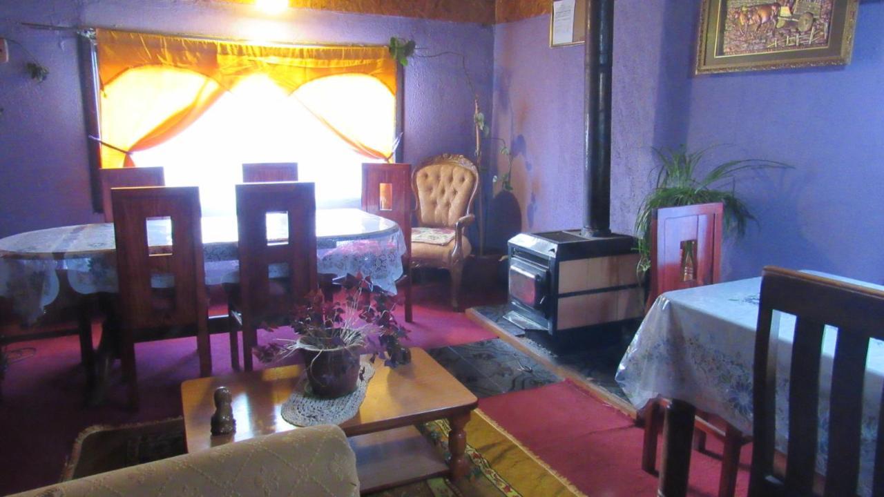 Hostal Y Cabanas Peumayen Puerto Guadal Eksteriør bilde