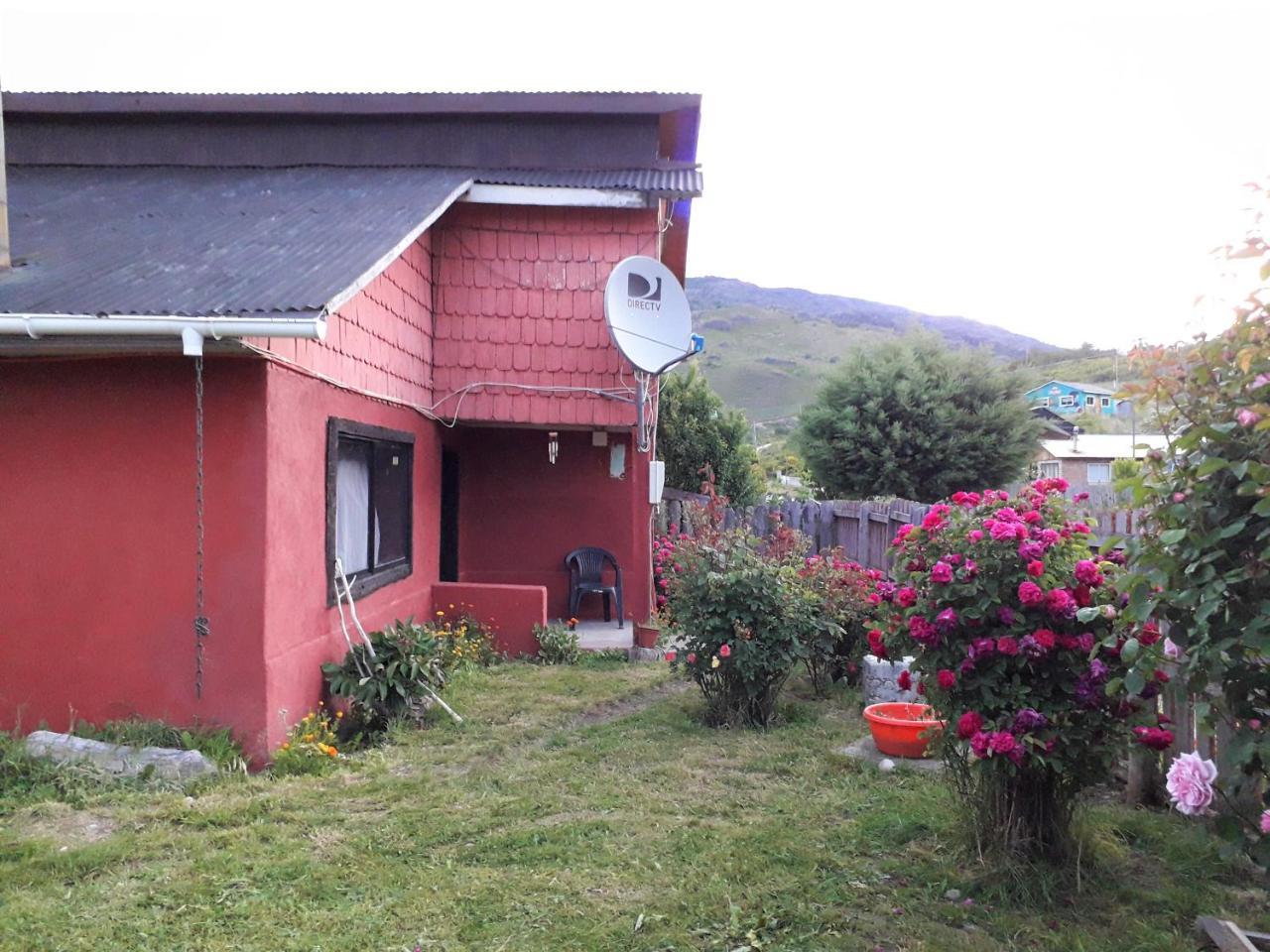 Hostal Y Cabanas Peumayen Puerto Guadal Eksteriør bilde